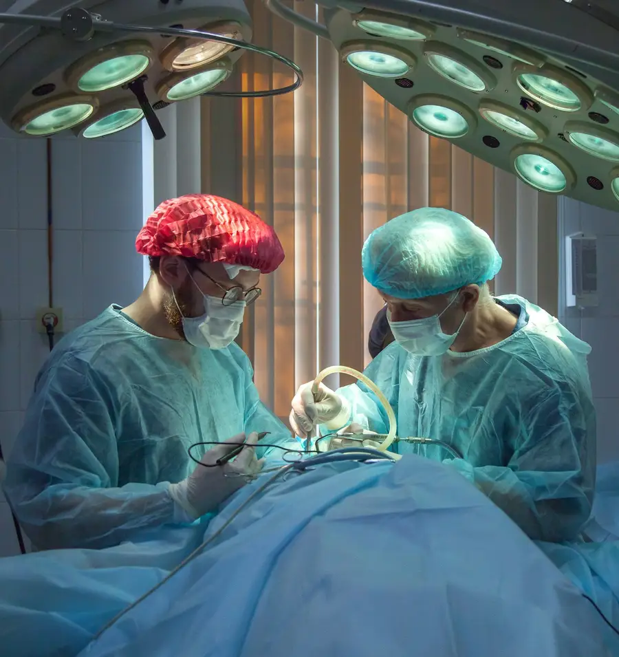 Service d'urgences moderne ouvert en continu